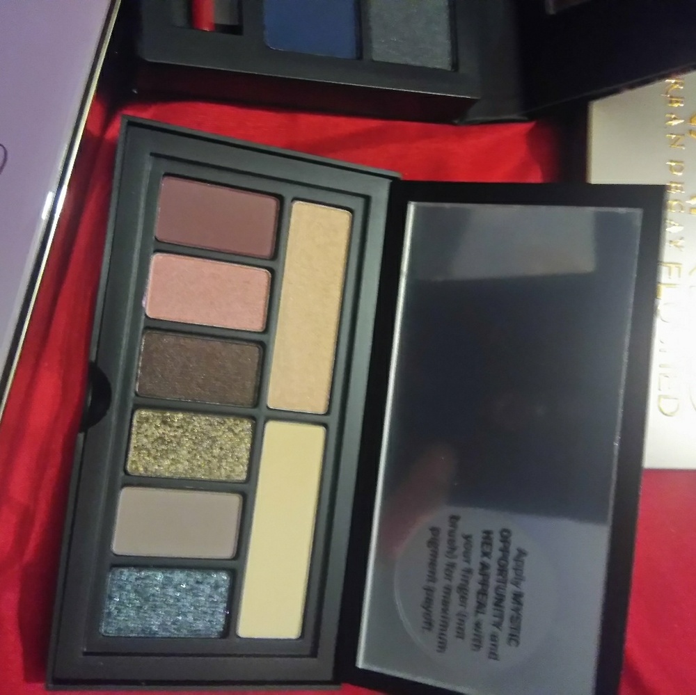 Authentic pallets
